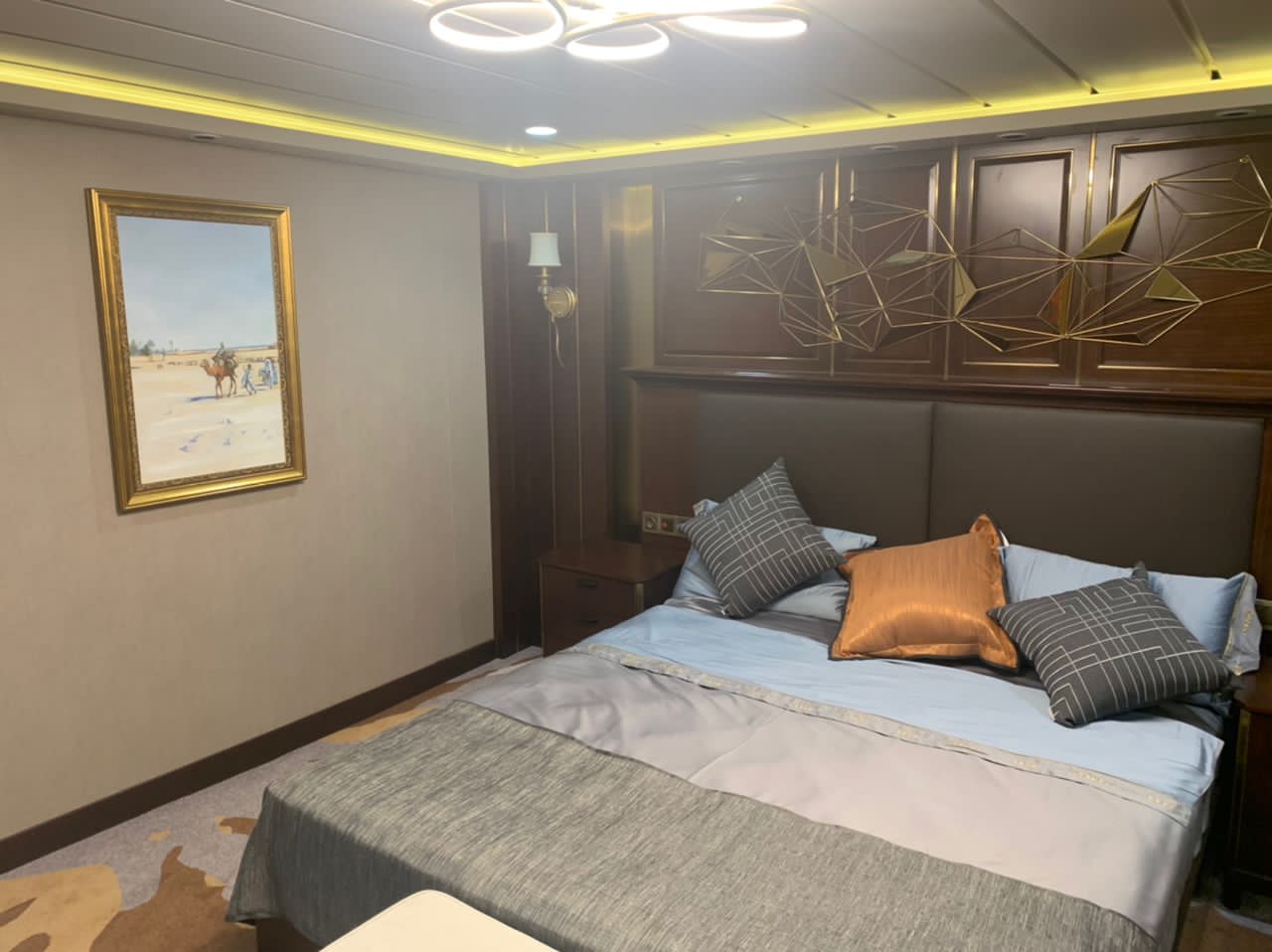 SUITE PRESIDENTIELLE 3